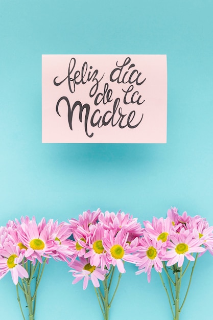 Despierta el amor con mensajes dulces para tu novia