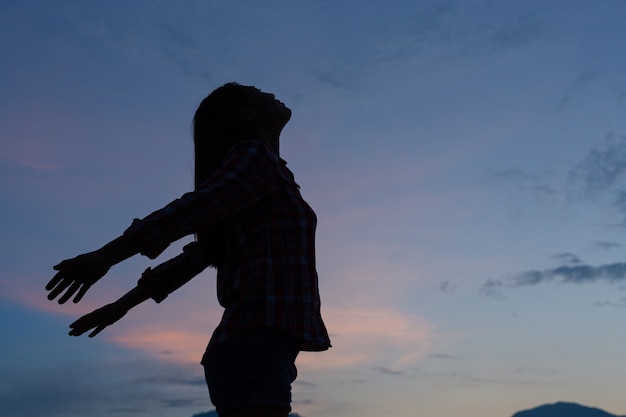 Señales y factores a considerar para mudarte y independizarte