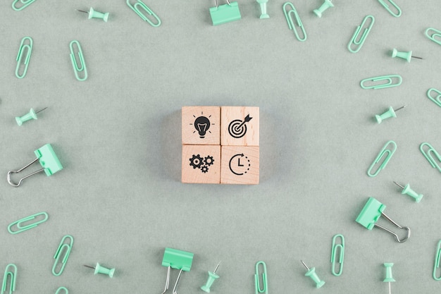 Complicidad Simple: Definición, Diferencias, Casos Famosos y Consecuencias Legales