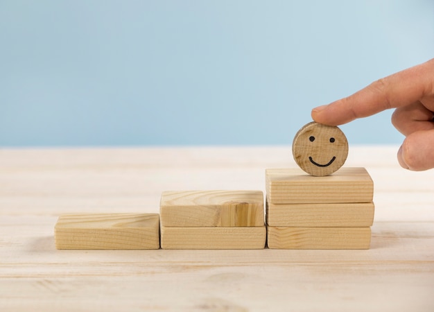 Tomando decisiones positivas para una vida plena: trabajo, relaciones y situaciones difíciles