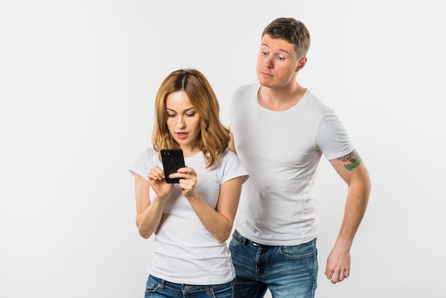 Superando la falta de comunicación y participación en pareja