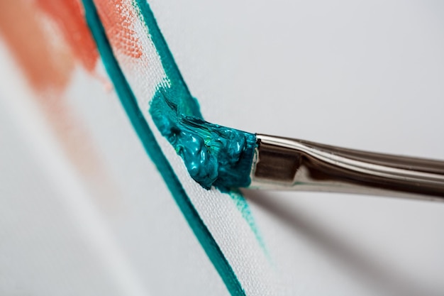 Explorando Maestrías: MBA, Derecho Internacional, Psicología Clínica y Salud