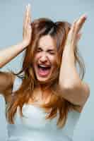 El poder del humor: cómo calmar a una mujer enfadada