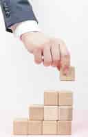 El impacto de los estadios de Piaget en el desarrollo y aprendizaje infantil 2 El impacto de los estadios de Piaget en el desarrollo y aprendizaje infantil