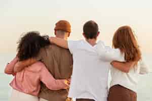 Rompiendo amistades de amigos: señales, pasos y consejos para seguir adelante 1 Rompiendo amistades de amigos: señales, pasos y consejos para seguir adelante