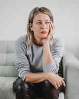 La crisis de los 40 en las mujeres: síntomas, estrategias, impacto y recomendaciones