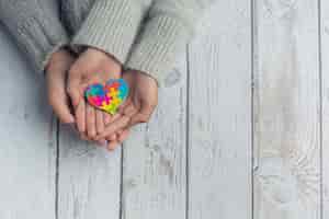 Construyendo una mejor versión de ti: claves para cultivar cualidades y relaciones positivas