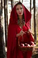 El Cuento del Bosque: Encuentros, Visitas y Engaños