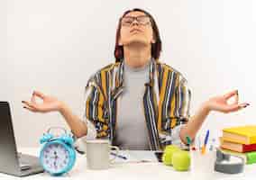 Descubre los beneficios de meditar en diferentes momentos del día 2 Descubre los beneficios de meditar en diferentes momentos del día