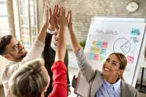 El poder del trabajo en equipo: beneficios, importancia y cómo fomentarlo