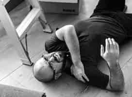 ¿Por qué el dolor emocional y las expectativas intensifican el sufrimiento?