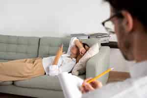 Sincronía: El poder transformador en la psicología y terapia